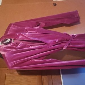 Ava and Viv, x 14w, quaint berry